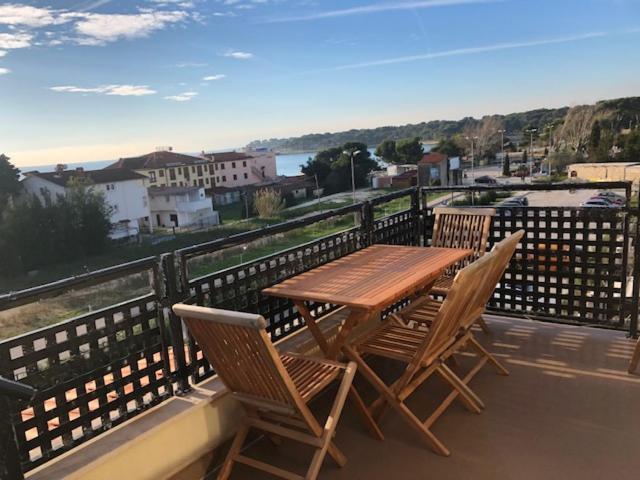 Penthouse Exceptional Sea View Apartment Медулин Екстериор снимка