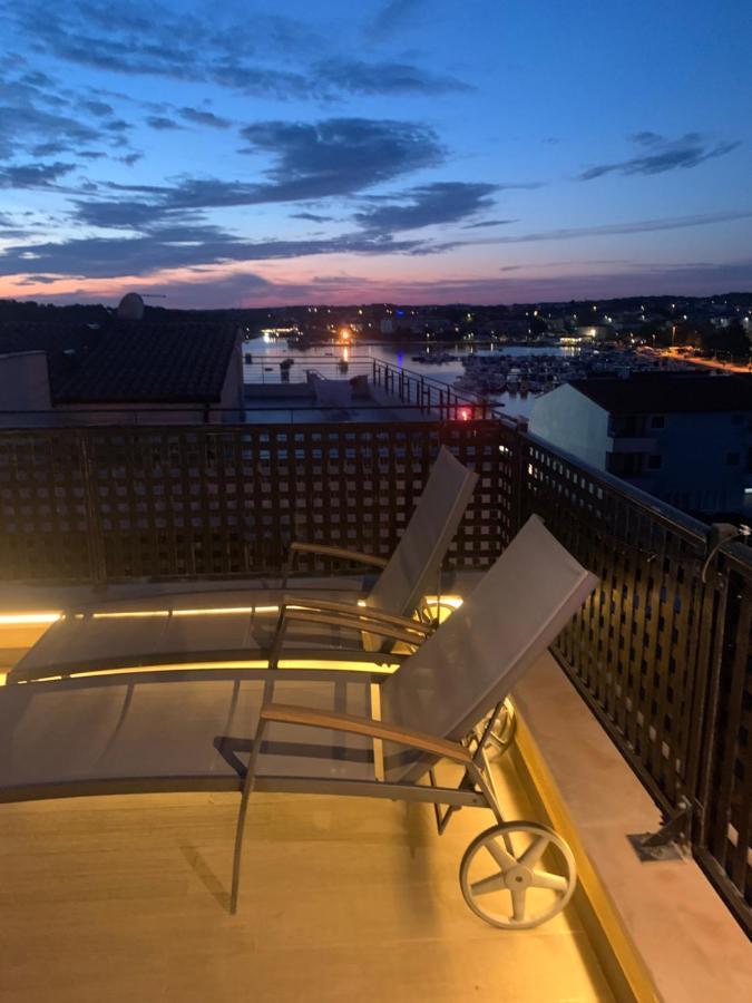 Penthouse Exceptional Sea View Apartment Медулин Екстериор снимка